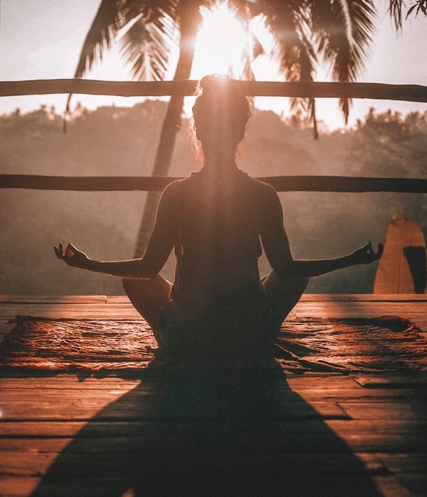 Yamini, yoga teacher at Yogisnest